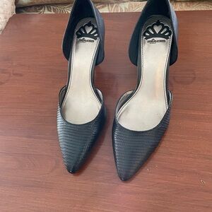 Fergalicious Chic Textured Pointed Heels Black Women’s Medium